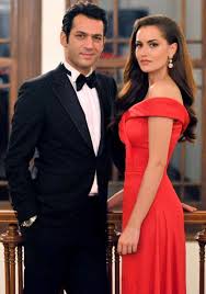 Fahriye Evcen Murat Yildirim Sonsuz Ask Nedime Giysileri Gelinlik Dugun