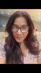 Iris Cruz's Instagram, Twitter & Facebook