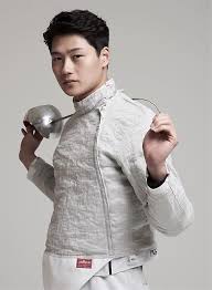 30일 시멘트업계에 따르면 시멘트는 다음달 1일부터 톤당 7만5000원에서 3800원 인상된 7만8800원에 거래된다. ì¤ìì± ê³¼ê±° ê²°í¼