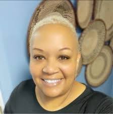 Angie Flack's Instagram, Twitter & Facebook