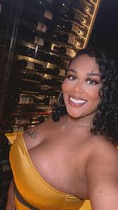 Looking for least expensive programs to render photos into 3D/VR models.