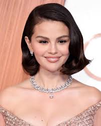 Selena Gomez với tóc ngắn: Nhan sắc bùng nổ và phong cách thời thượng