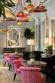 I Colori Rendono Tutto Piu Bello Design Per Ristorante Arredamento D Interni Arredamento Caffetteria