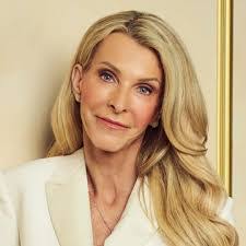 Dean Bach's Instagram, Twitter & Facebook