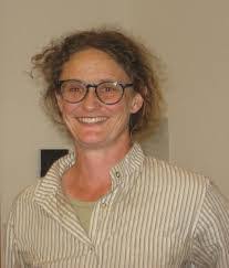 Sandra Barrack's Instagram, Twitter & Facebook