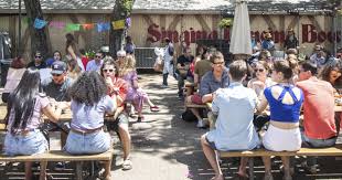 Which also makes it the oldest operating patio in texas (probably, don't fact check us on that). Texas Tailgarten Ut Home Opener In Austin At Scholz Garten