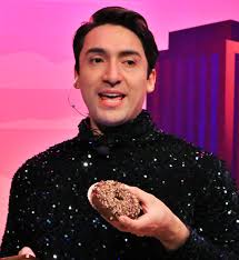 Momento Agradables y graciosos y de Abrazos en el show, "Feliz Noche Buena  y Navidad a tod@s" gracias por ser parte siempre de su servidor y amigo  @fernandoguzmanoficialmx y ya viene el