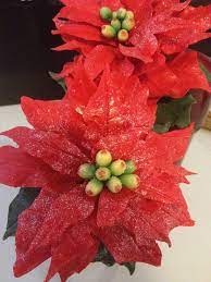 How I Made My Poinsettia Gum Paste Sugar Flowers Tutorial Gum Paste Flowers Fondant Flower Tutorial