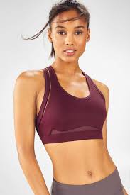 My favorite sports bras for runners | high impact sports bras review. Belle High Impact Sports Bra Fabletics
