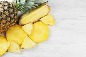 Les extraits de cette plante sont utilisés activement en cosmétologie pour la. Ananas Bienfaits Vertus Sante Et Proprietes Nutritives Lanutrition Fr