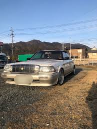 トヨタ クラウン ロイヤルサルーンG V8 4000CC パールツートン 13クラウンＵＺＳ131純正オプション皮