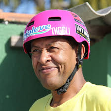 Qual esporte transformou a sua vida? Através do skate, a gente conheceu o  talento e o sorriso de Sergio Negão, nosso atleta veterano de hoje. O  esporte é transformador e o resultado