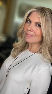 Marea Laoutari Life & Business Coach, Strategic Intervention Coach