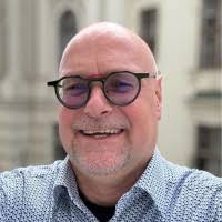 4100+ Profile mit dem Suchbegriff „Enders“