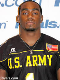 Dorian Bell's Instagram, Twitter & Facebook