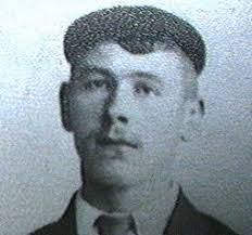 Clara Ernest's Instagram, Twitter & Facebook