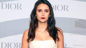 Nina and julianne chat wine and travel. The Vampire Diaries Star Nina Dobrev Krasser Deal Mit Dior