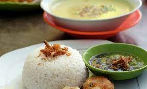 Mie kocok adalah hidangan mi bercitarasa kaldu sapi khas kota bandung, jawa barat. Miesop Coco Kalimantan Info Medan Crazfood