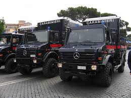 2june2006 288 Police Cars By Country Wikimedia Commons Unimog Mercedes Unimog Police Cars