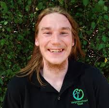 Cameron Duff's Instagram, Twitter & Facebook