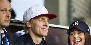 Shanga forsberg is the beautiful wife of emil forsberg; Heirats Und Transfermarkt Hochzeiten Und Trennungen Bei Rb Leipzig Kolner Stadt Anzeiger