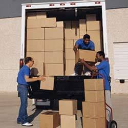 Loading and Unloading in Port Charlotte, FL: Handle Heavy Items Safely