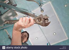 replace aerator sink faucet in bathroom