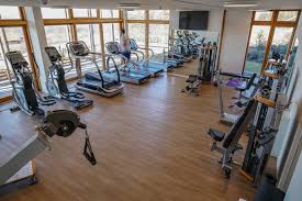 Bayern ist damit das letzte deutsche bundesland, das die öffnung erlaubt. Fitnessbereich Fitness Wellnessbereich Hotel Oberpfalzer Seenland Bayern Der Birkenhof