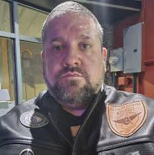 Please, **no spoilers**, I'm not through with Assassin's Quest yet. But I  wanted to ask how I haven't heard of Robin Hobb before this group? (and  massive thanks to those who mentioned