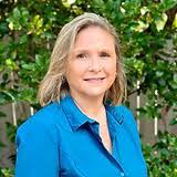 Gwen Ladner's Instagram, Twitter & Facebook