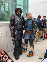 Hiccup And Astrid From Httyd 3 At Sdcc 9gag Abonnera för att ladda ner hiccup haddock iii httyd 3 4k. hiccup and astrid from httyd 3 at sdcc