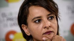 Trois gigas par semaine": Najat Vallaud-Belkacem appelle à "rationner"…