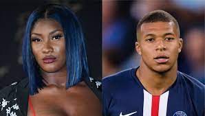 Ça faisait déjà un mois que je couchais avec lui. Aya Nakamura Et Kylian Mbappe Ont Influence Les Prenoms Des Bebes En 2018