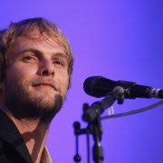 The guitars, strings, amps & pedals of the world's best artists