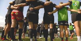 Des moments de rire et d'improvisation avec des invités bien décidés s'amuser. Federale 1 Decouvrez Les Resultats Des 1 2 Finales Du Challenge Yves Du Manoir Le Rugbynistere