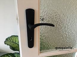 Turen Und Rahmen Streichen The Easy Way In 2020 Turen Lackieren Tur Renovieren Rahmen