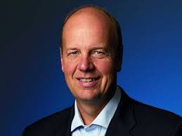 Lee Darden's Instagram, Twitter & Facebook