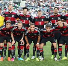 4 likes · 1 talking about this. Sp Fussball Wm 2014 Wc 2014 Dfb Kader Alter Durchschnitt Brasilien 2014 Viertjungster Kader Der Deutschen Wm Geschichte Welt
