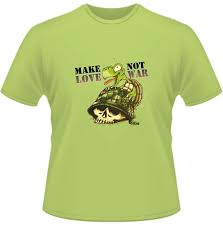 Find the wabbit egg hidden behind a painting of a cawwot [22. Shirtpresswerk Spw Make Love Not War T Shirt Individuelle Und Aussergewohnliche Bekleidung
