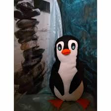 Einem türstopper ist es egal, auf welcher seite der tür er aufgestellt wird. Tierische Turstopper Fred Pinguin