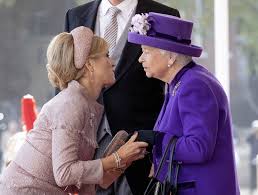 Choć o ich związku krążyły niezliczone legendy, oni wiernie trwają u swego boku. Elzbieta Ii Po Raz Pierwszy Zabrala Glos Na Temat Brexitu O2 Serce Internetu