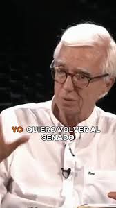 Vuelvo al Senado a seguir defendiendo a Colombia., Durante 20 años no hice  negocios, no busqué contratos ni favores., Mi único interés ha sido  servirle al país con decencia, seriedad y compromiso., Y ...