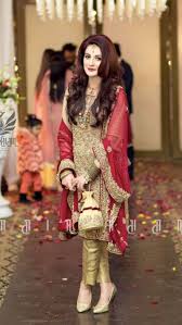 Latest Asian Bridal Mehndi Suits For Yr 19 Collection With Price Tag Daily I In 2020 Pakistani Fashion Party Wear Pakistani Dress Design Pakistani Party Wear Dresses