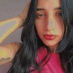 Amy Ulloa's Instagram, Twitter & Facebook