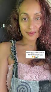 What studio options are available in Gibsons to Roberts Creek for $1400?