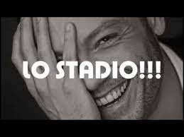Per la promozione dell'album tiziano ferro è stato impegnato da giugno a dicembre 2015 nella tournée lo stadio tour 2015, composta da 28 date suddivise in due parti. Lo Stadio Tiziano Ferro Testo Youtube