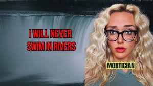 Watch! The Spider Making its Thread Bridge