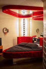 Heart shaped tub hotel near me. Themed Hotel Rooms Near You Roadtrippers