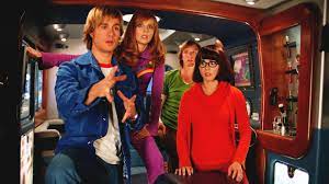 Coolsville N Est Plus Cool Du Tout Un Mysterieux Scelerat Masque Prend Un Malin Plaisir A Terroriser Ses Habitants Il Pr Scooby Doo Movie Scooby Doo Scooby