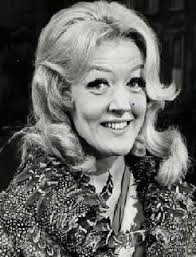 The wry genius that was Marian Mercer lives in Jennifer Simard. (But so do  many others. More to come.)